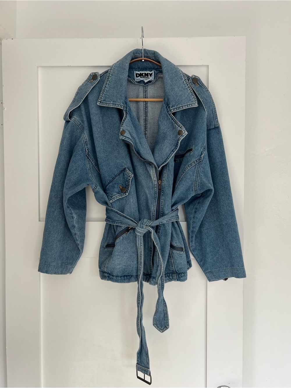 Vintage DKNY Women's Light Blue Denim Trench Jacket with Belt